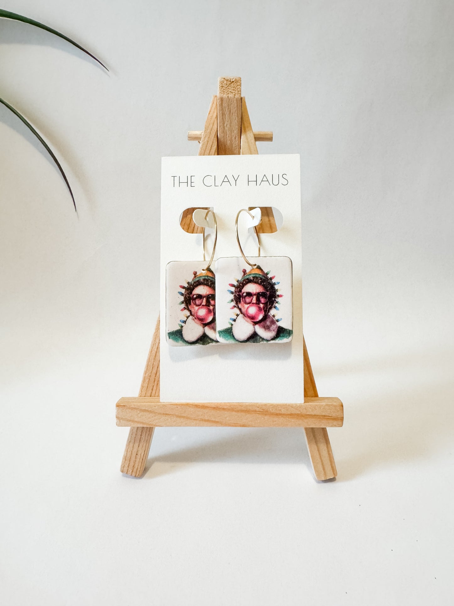 Elf Bubblegum Dangle