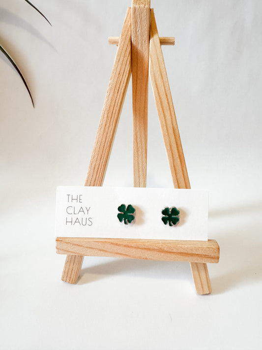 Clover Metal Studs