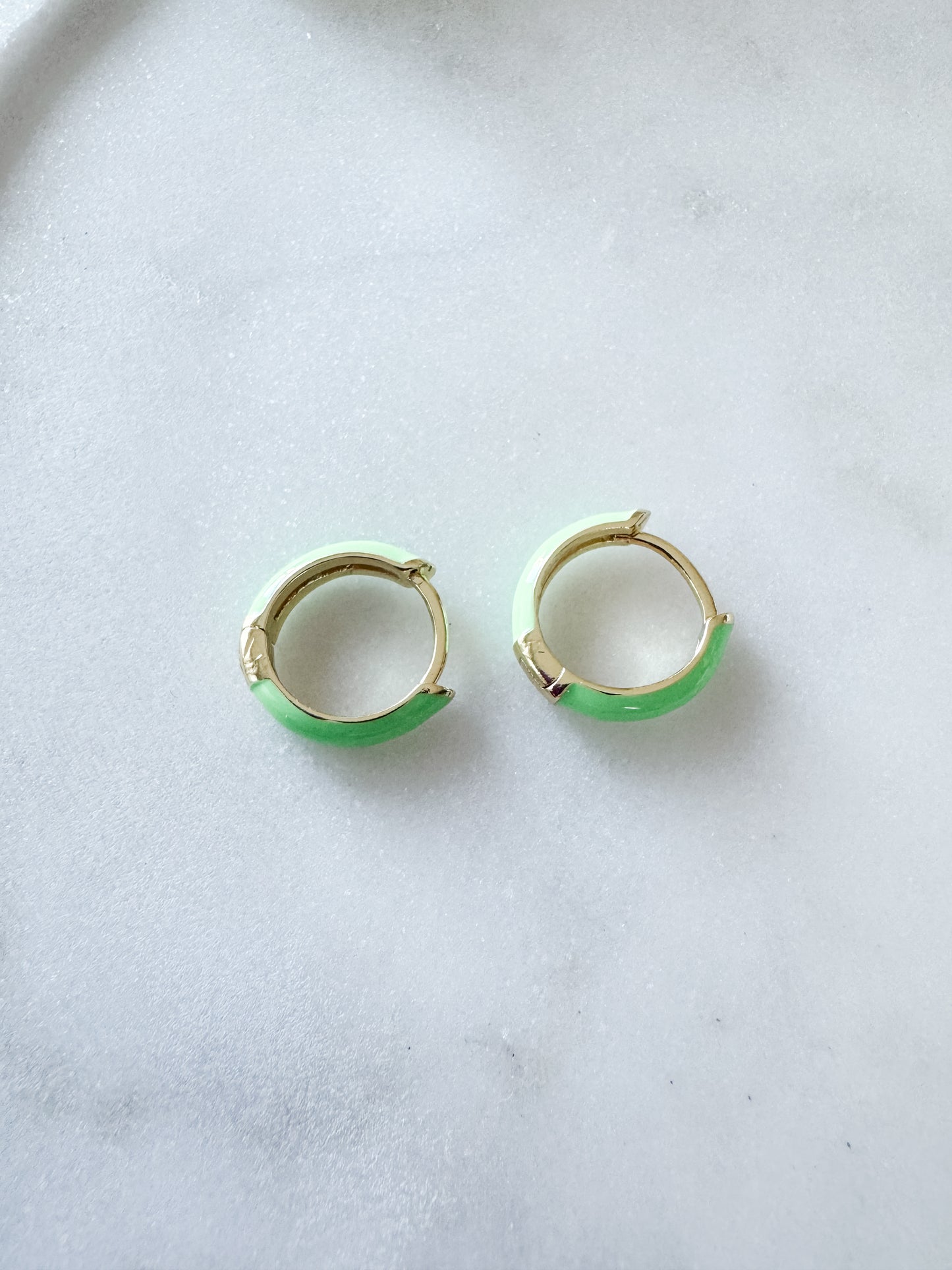 Neon Hoops
