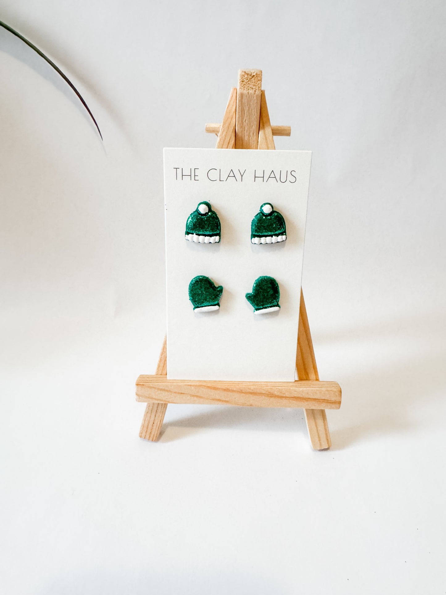 Hat + Mittens Set (Multiple Colors)