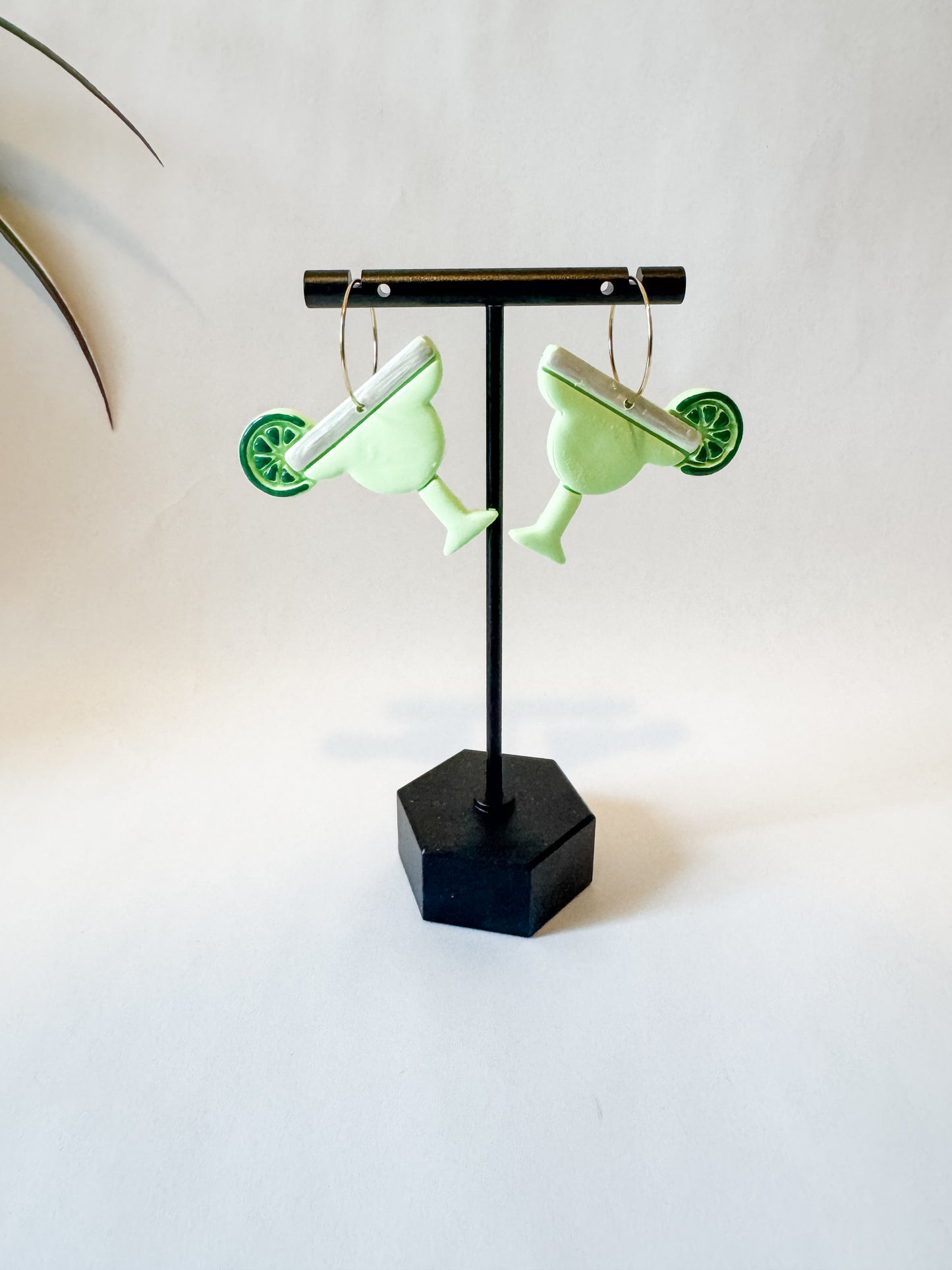 Margarita Dangle