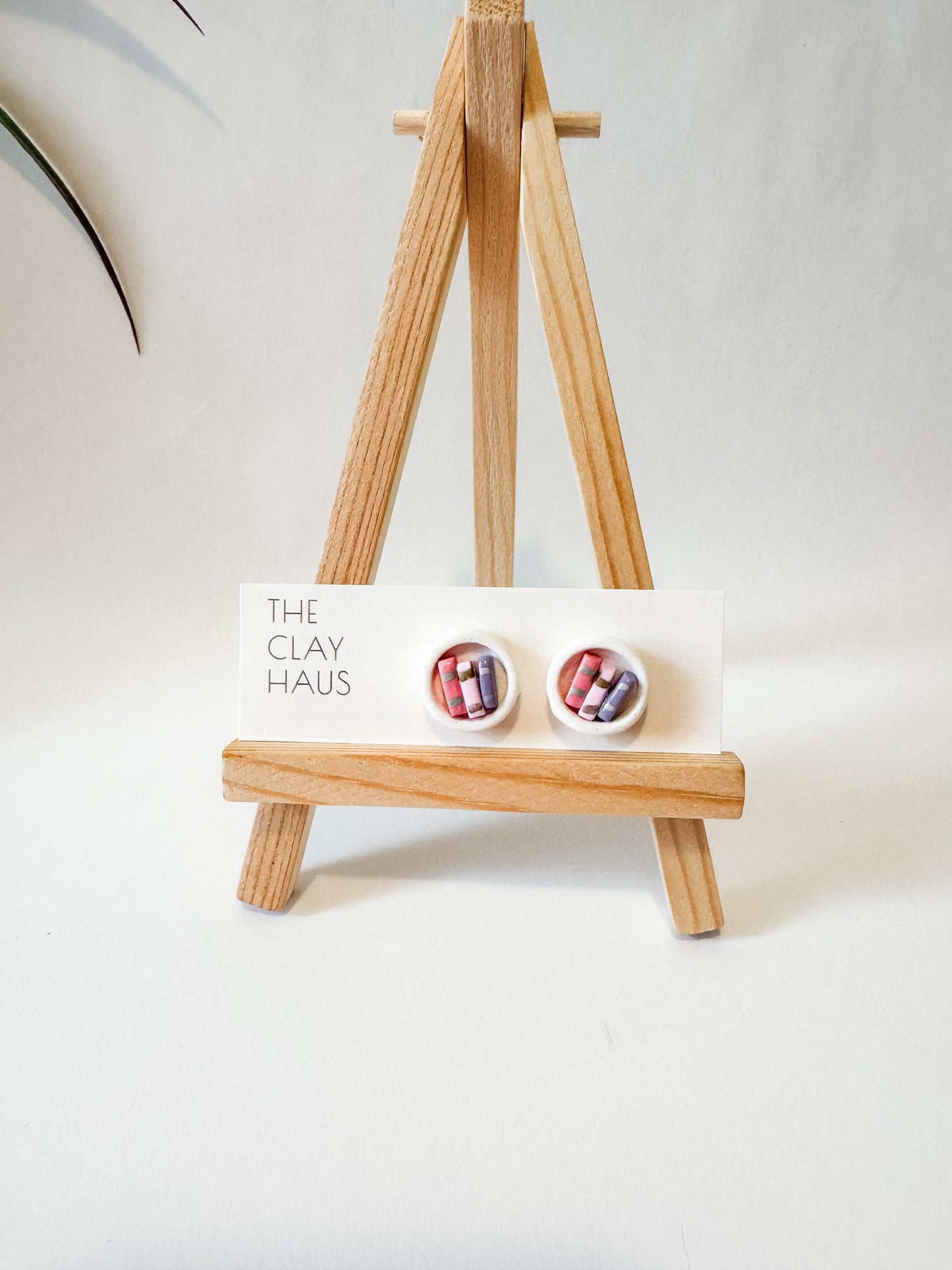 Pink Circle Bookshelf Studs