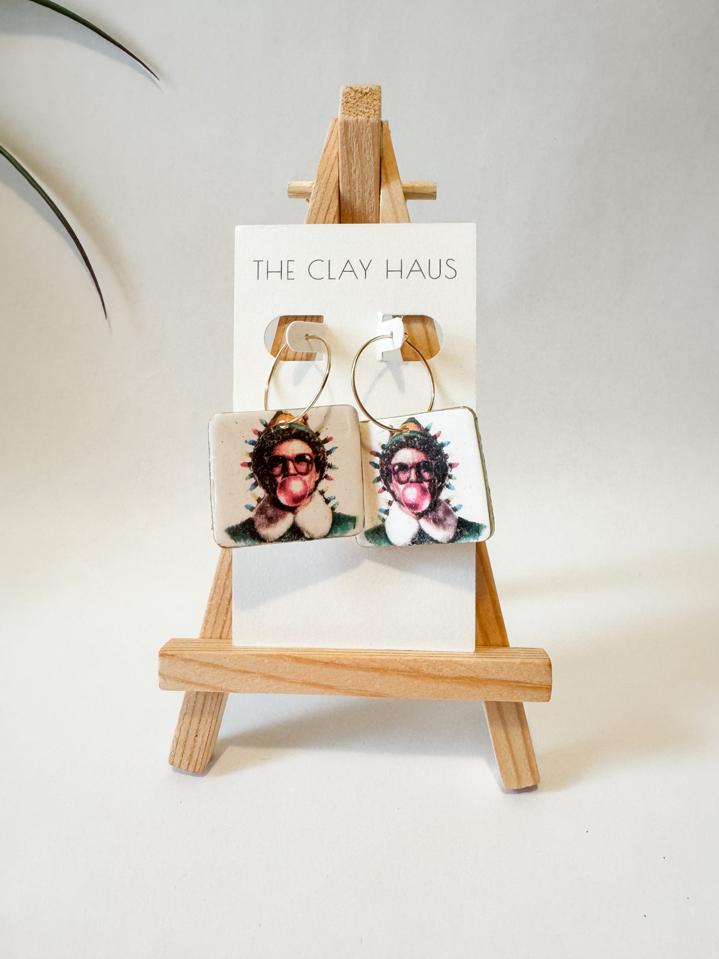 Elf Bubblegum Dangle